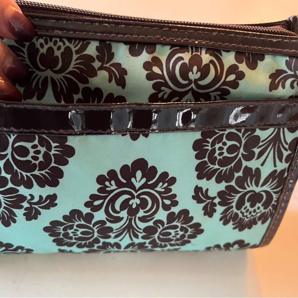 Makeup Tote - Picture 3 of 5